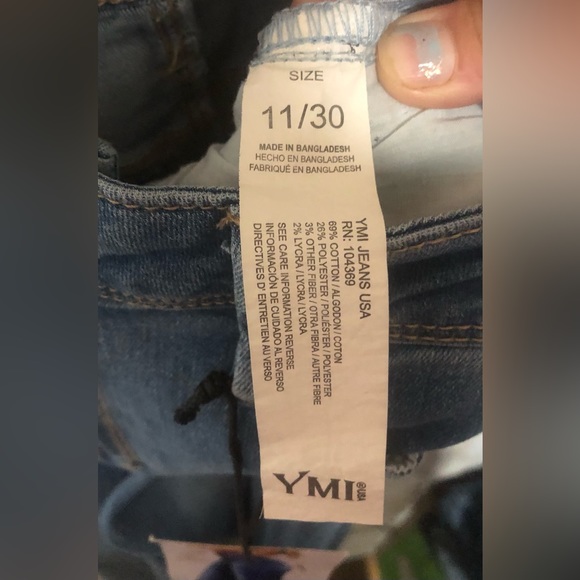 YMI SKINNY Jeans Size 11/30 Flattering Fit Slimming Novelty Wash High-Rise. - Picture 10 of 12